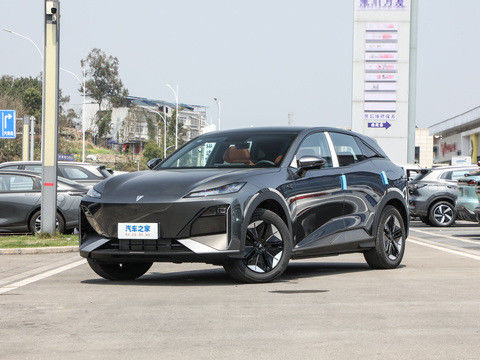 সর্বশেষ হুয়াওয়ে সিস্টেম DEEPAL S07 2024 EREV 121km CLTC0.5h দ্রুত চার্জিং সময় 175kW সর্বোচ্চ শক্তি 320N.m টর্ক