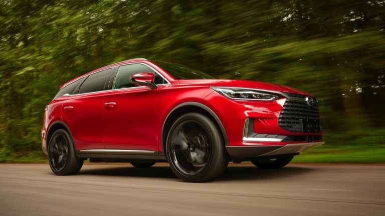 635 কিমি হাই পারফরম্যান্স ইলেকট্রিক গাড়ি